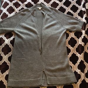 Gray short sleeved mock neck zipper wool XLsweater